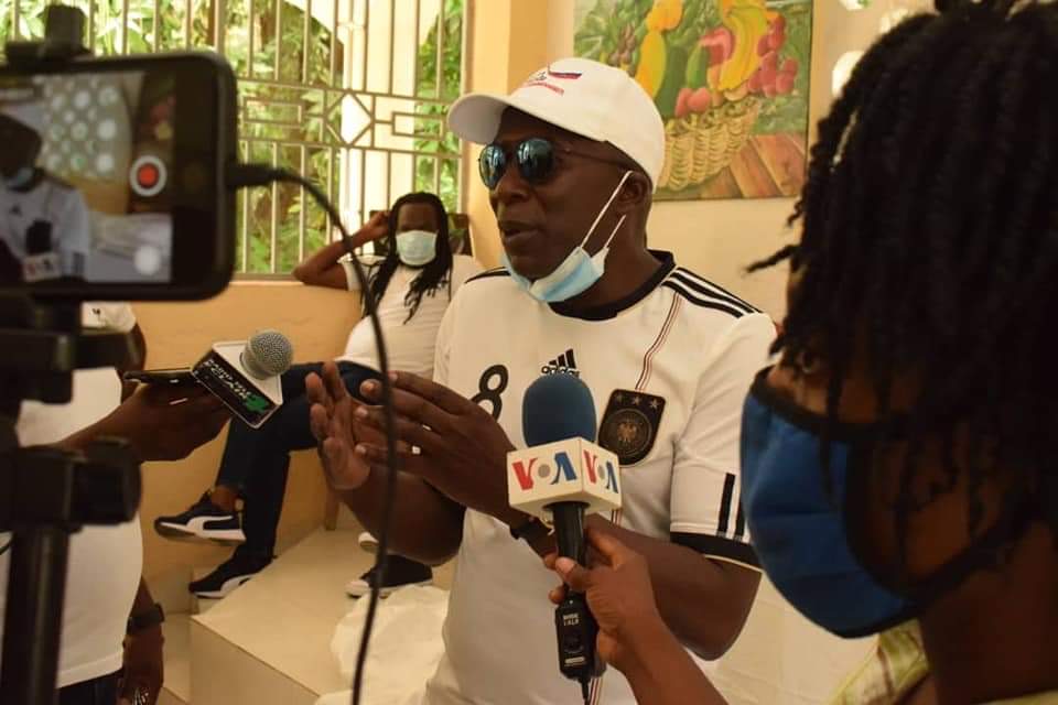 DEVENU UN VOLONTAIRE 